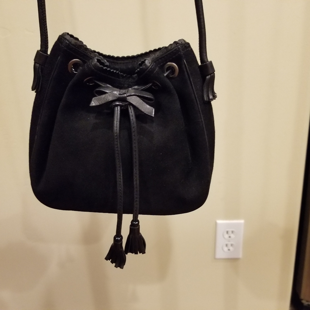 Elegant Black Drawstring Women's Bag